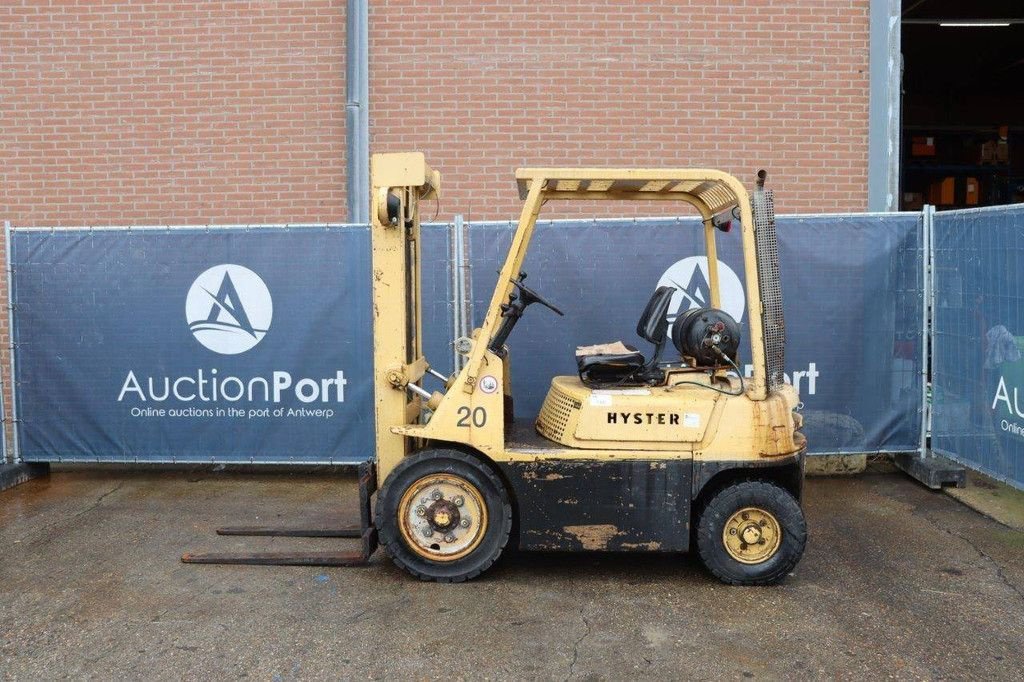 Frontstapler от тип Hyster H40, Gebrauchtmaschine в Antwerpen (Снимка 2)