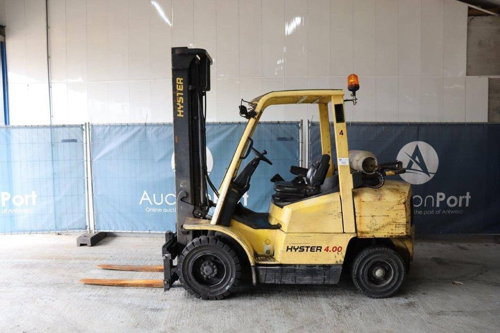 Frontstapler del tipo Hyster H4.00XM-5, Gebrauchtmaschine en Antwerpen (Imagen 2)