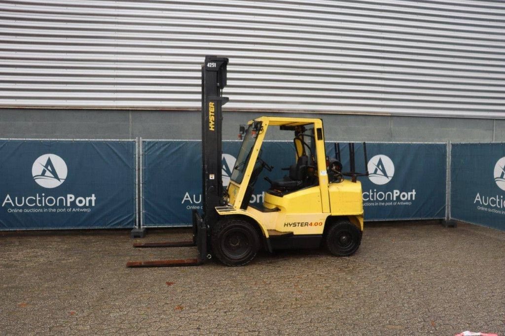 Frontstapler del tipo Hyster H4.00XM-5, Gebrauchtmaschine In Antwerpen (Immagine 1)