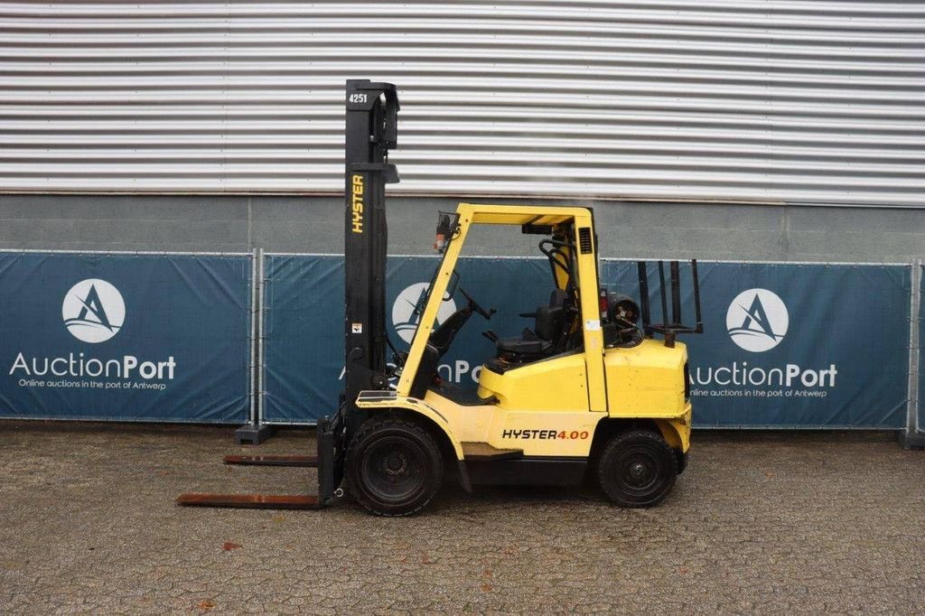 Frontstapler del tipo Hyster H4.00XM-5, Gebrauchtmaschine In Antwerpen (Immagine 2)