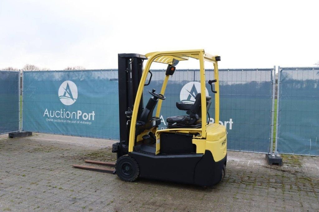 Frontstapler от тип Hyster J1.6XNT SWB, Gebrauchtmaschine в Antwerpen (Снимка 3)