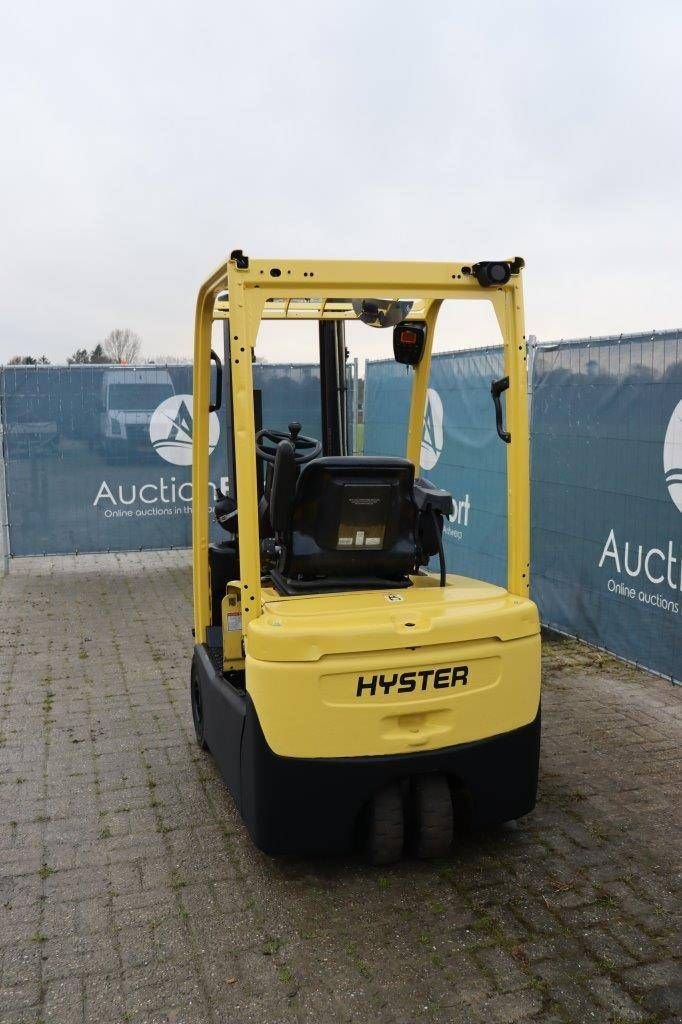 Frontstapler от тип Hyster J1.6XNT SWB, Gebrauchtmaschine в Antwerpen (Снимка 4)