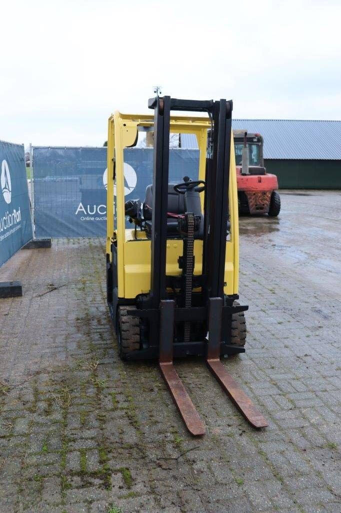 Frontstapler от тип Hyster J1.6XNT SWB, Gebrauchtmaschine в Antwerpen (Снимка 8)