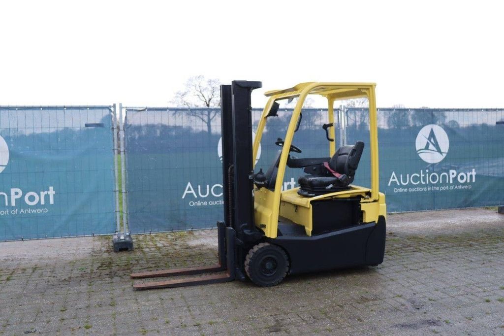 Frontstapler от тип Hyster J1.6XNT SWB, Gebrauchtmaschine в Antwerpen (Снимка 1)