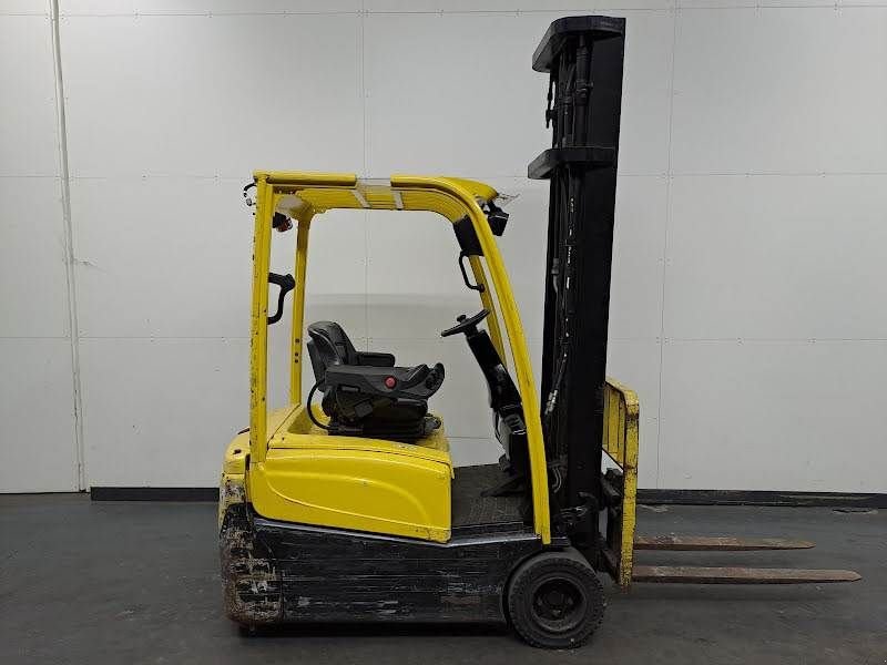 Frontstapler del tipo Hyster J1.6XNT, Gebrauchtmaschine In Waregem (Immagine 3)