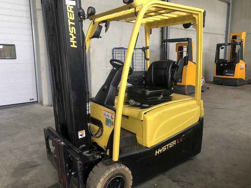 Frontstapler du type Hyster J1.6XNT, Gebrauchtmaschine en Aalst (Photo 1)