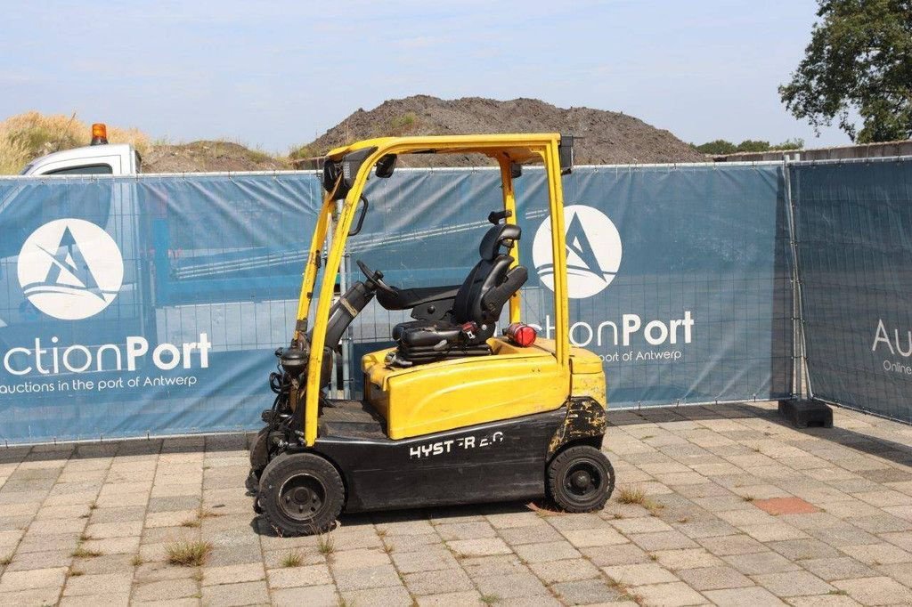 Frontstapler del tipo Hyster J2.0XN, Gebrauchtmaschine en Antwerpen (Imagen 1)