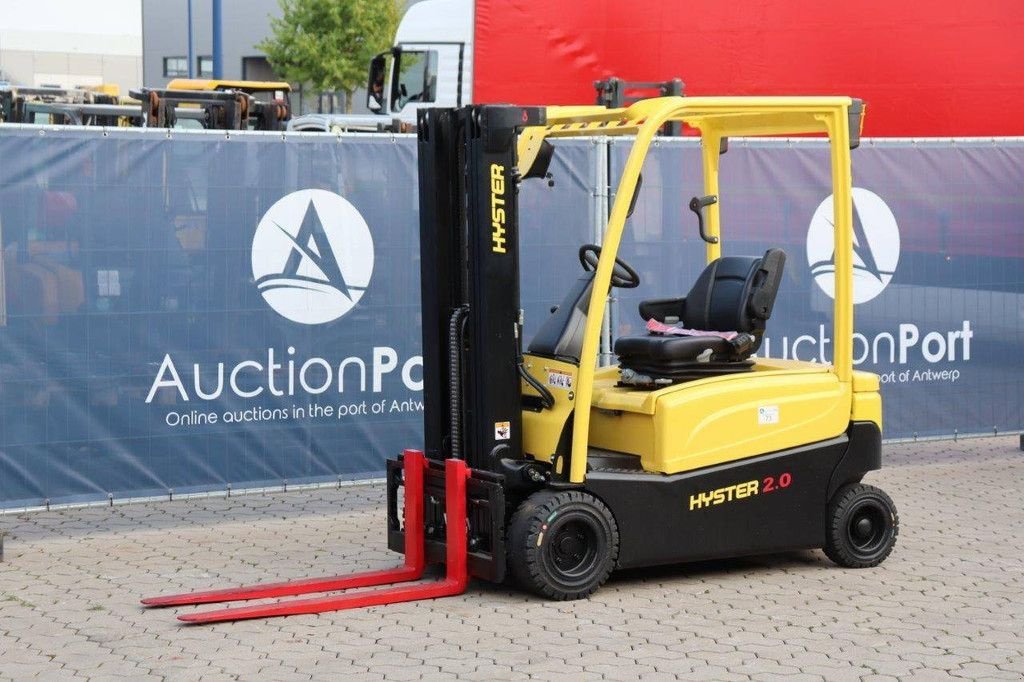 Frontstapler van het type Hyster J2.0XN, Neumaschine in Antwerpen (Foto 11)