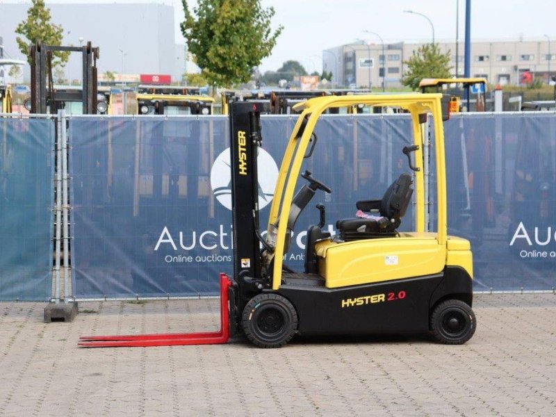 Frontstapler a típus Hyster J2.0XN, Neumaschine ekkor: Antwerpen (Kép 1)