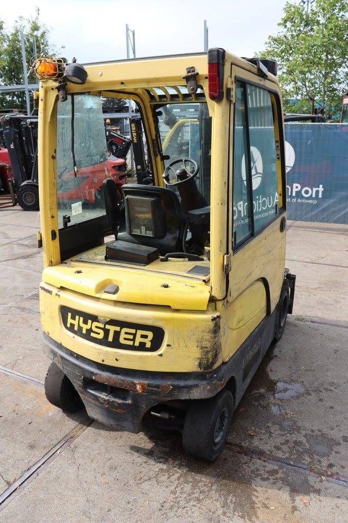 Frontstapler typu Hyster J2.2XN, Gebrauchtmaschine v Antwerpen (Obrázok 5)