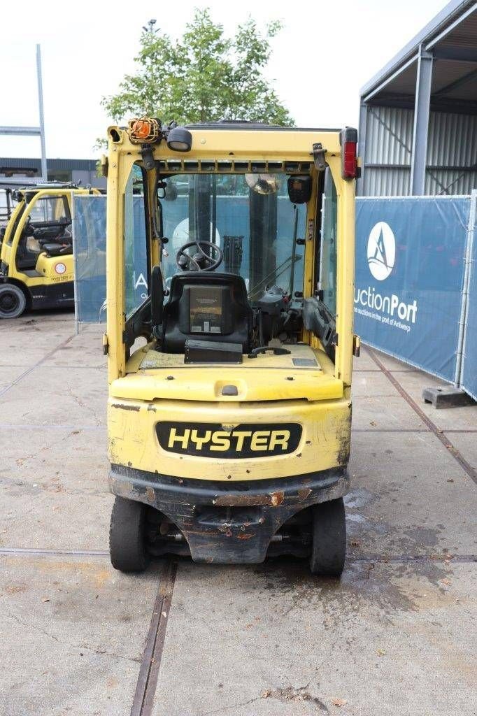 Frontstapler del tipo Hyster J2.2XN, Gebrauchtmaschine en Antwerpen (Imagen 4)