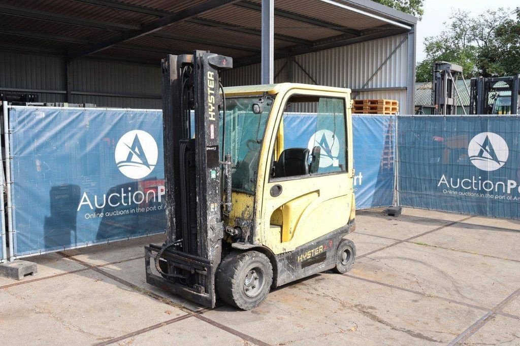 Frontstapler del tipo Hyster J2.2XN, Gebrauchtmaschine en Antwerpen (Imagen 9)