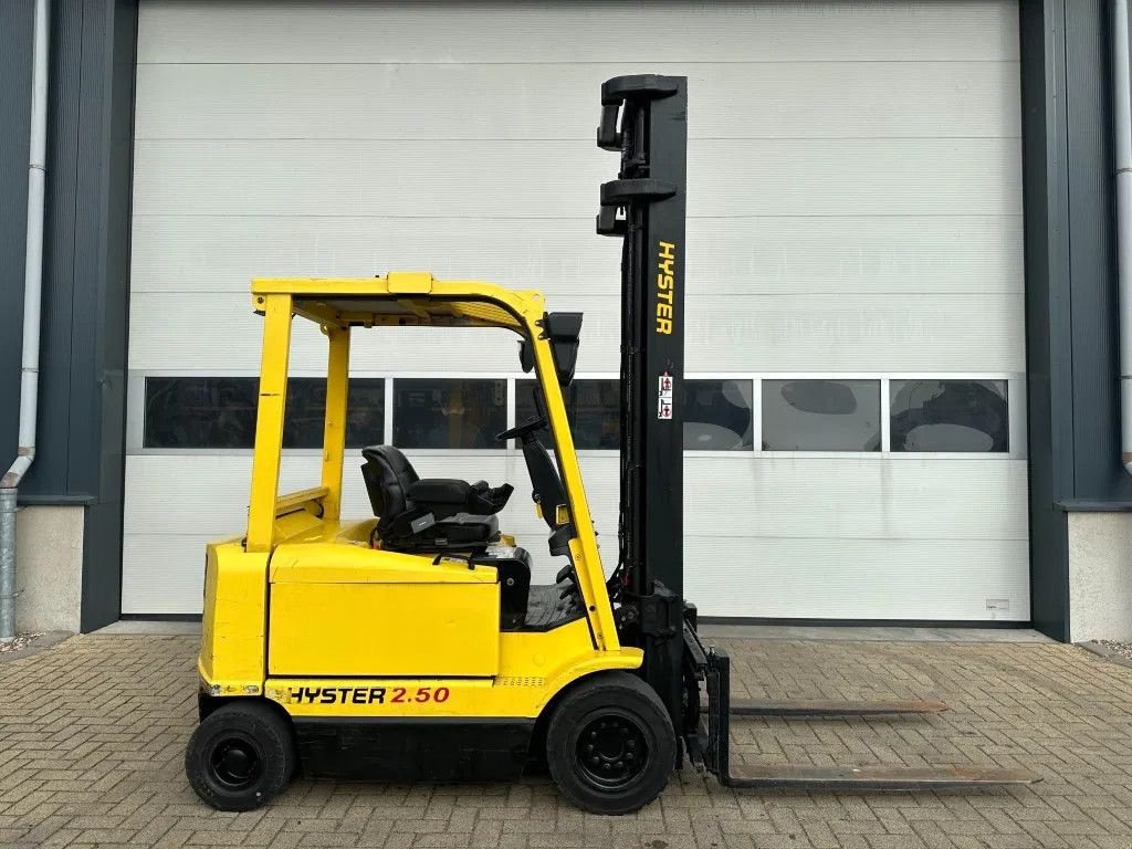 Frontstapler типа Hyster J2.50XM 2.5 ton Triplex Freelift Sideshift Elektra Heftruck 720, Gebrauchtmaschine в VEEN (Фотография 2)