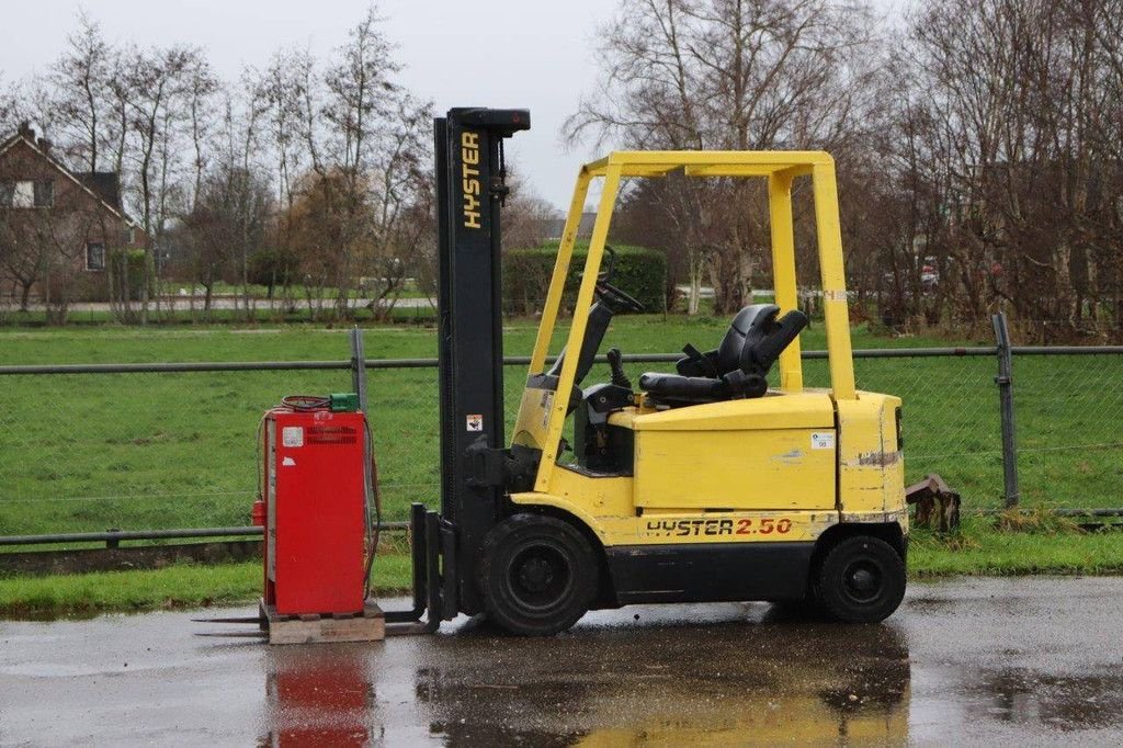 Frontstapler of the type Hyster J2.50XM-717, Gebrauchtmaschine in Antwerpen (Picture 1)