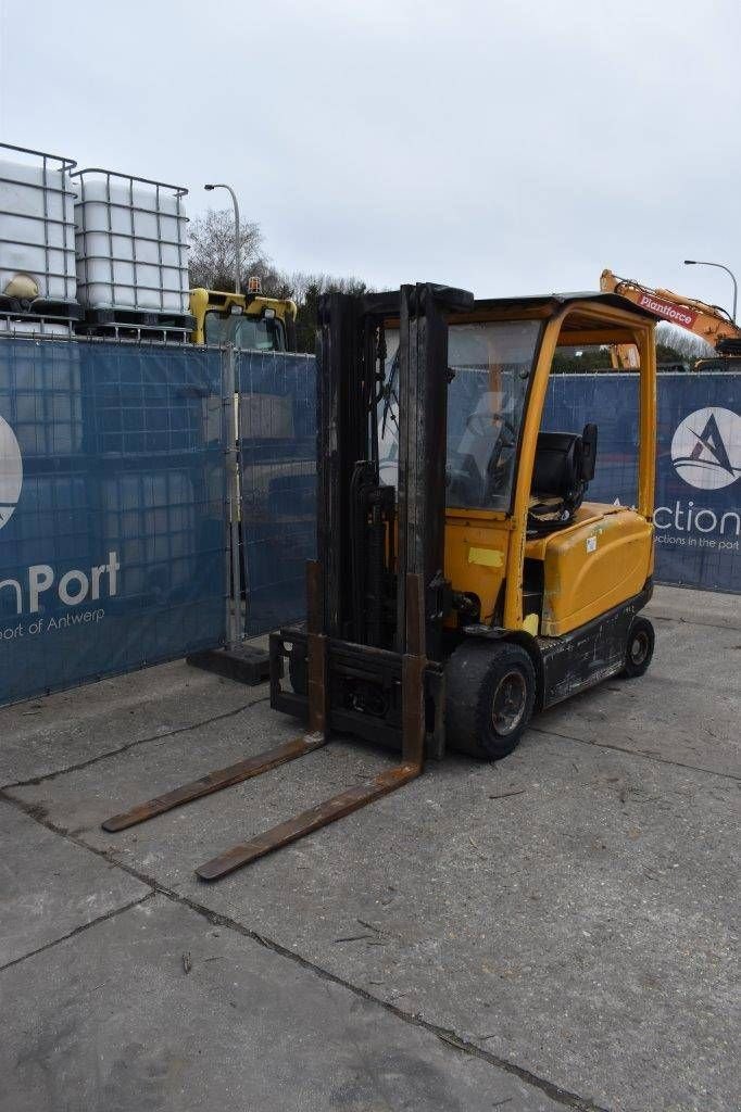 Frontstapler of the type Hyster J2.5XN-717, Gebrauchtmaschine in Antwerpen (Picture 10)