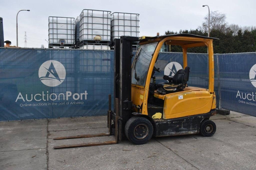 Frontstapler типа Hyster J2.5XN-717, Gebrauchtmaschine в Antwerpen (Фотография 1)