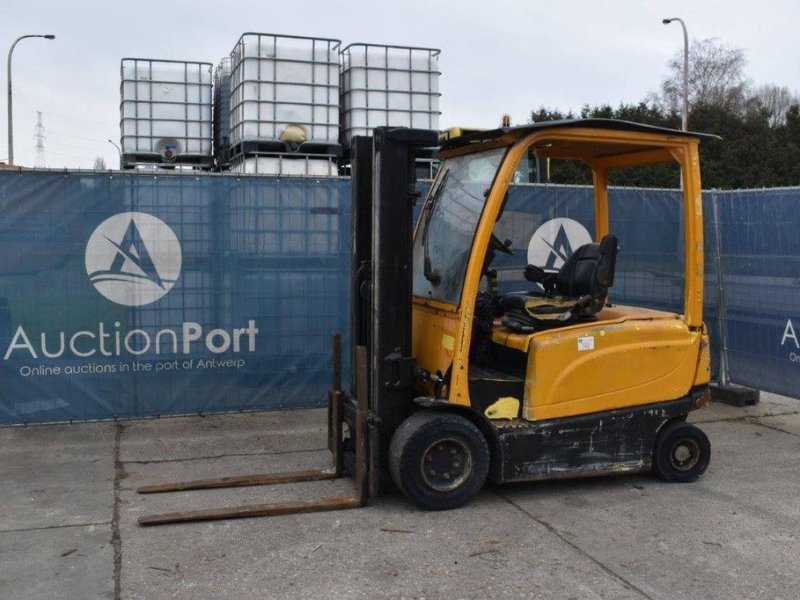 Frontstapler типа Hyster J2.5XN-717, Gebrauchtmaschine в Antwerpen (Фотография 1)