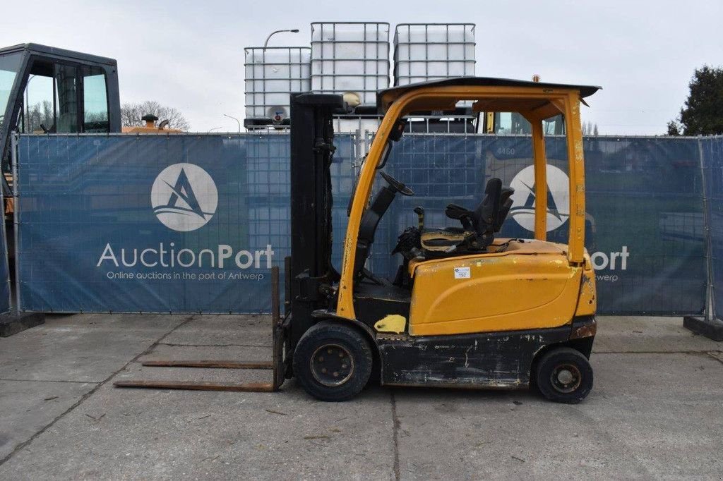 Frontstapler del tipo Hyster J2.5XN-717, Gebrauchtmaschine en Antwerpen (Imagen 2)