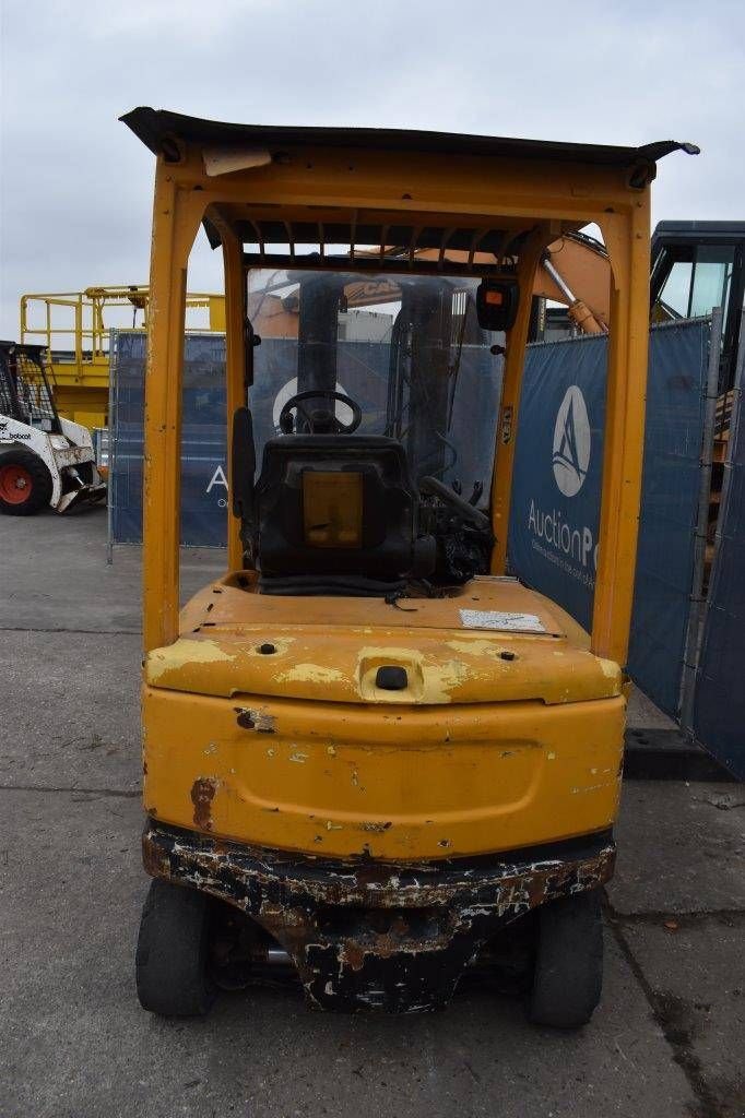 Frontstapler типа Hyster J2.5XN-717, Gebrauchtmaschine в Antwerpen (Фотография 5)