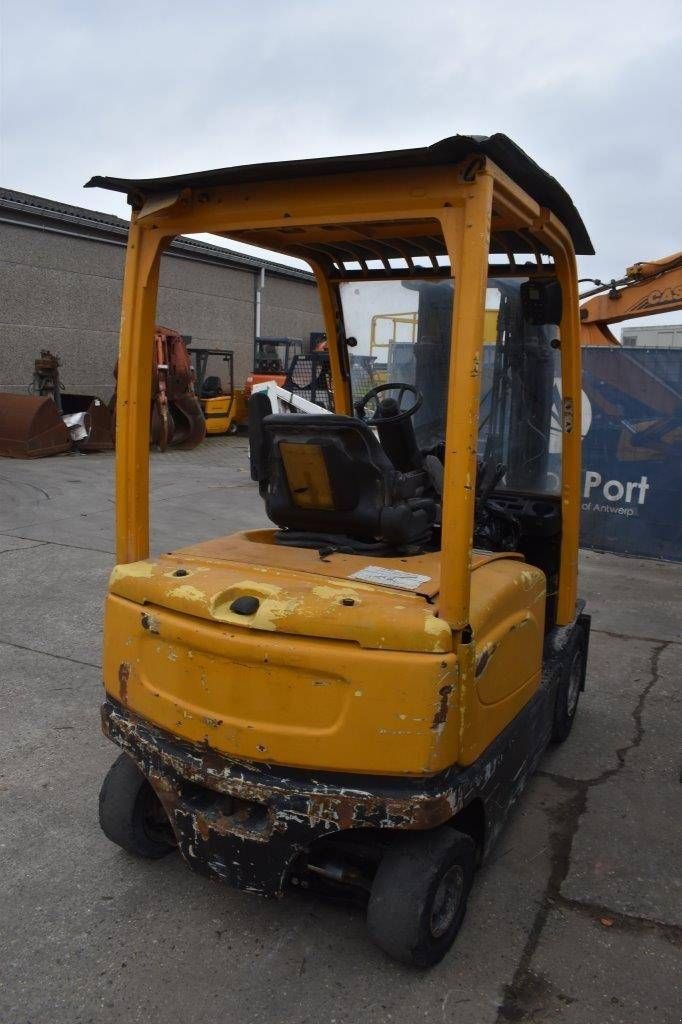 Frontstapler of the type Hyster J2.5XN-717, Gebrauchtmaschine in Antwerpen (Picture 7)