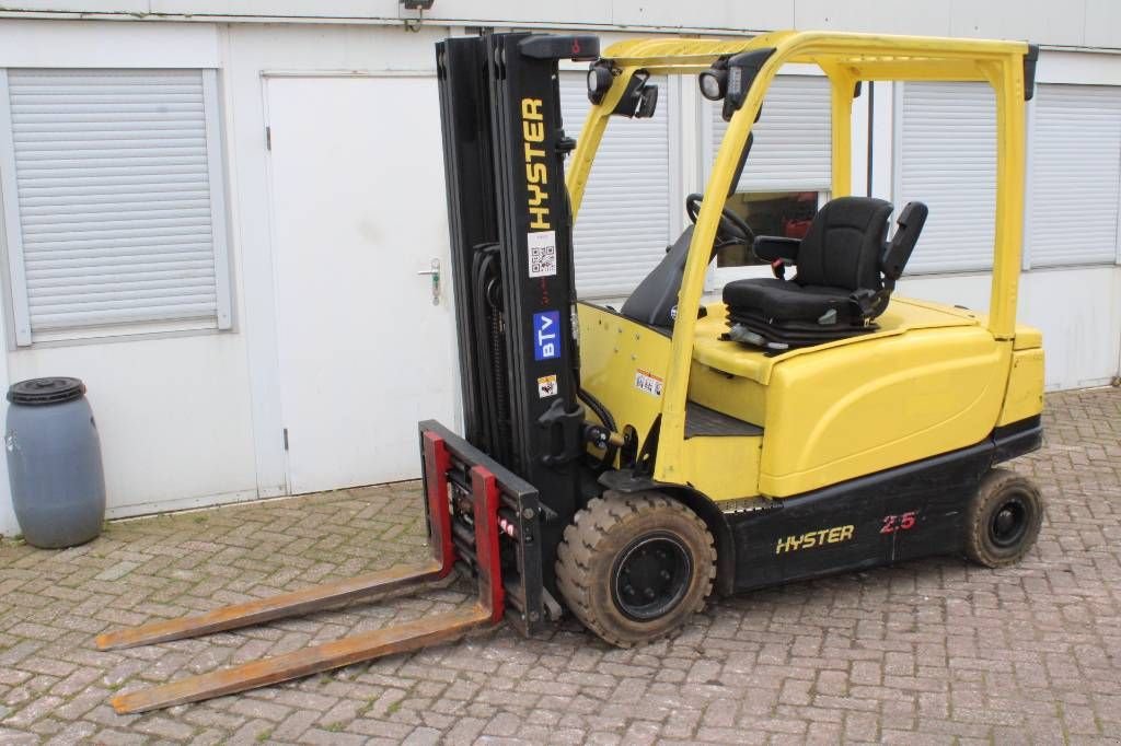 Frontstapler van het type Hyster J2.5XN, Gebrauchtmaschine in Rucphen (Foto 1)