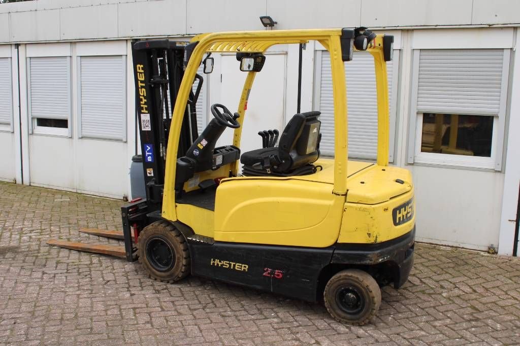 Frontstapler van het type Hyster J2.5XN, Gebrauchtmaschine in Rucphen (Foto 2)