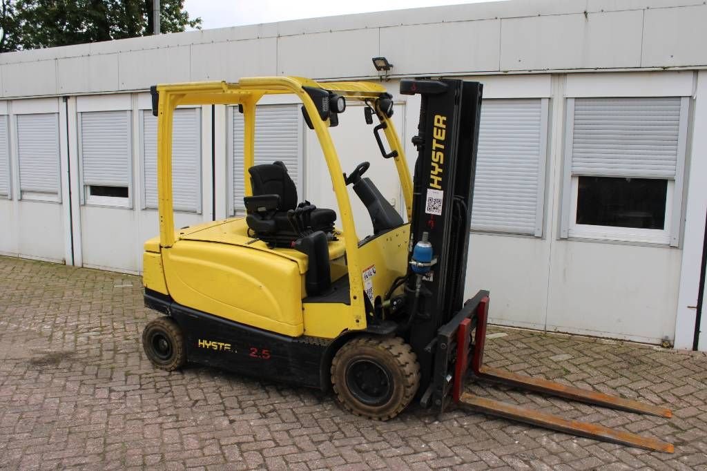 Frontstapler tipa Hyster J2.5XN, Gebrauchtmaschine u Rucphen (Slika 3)