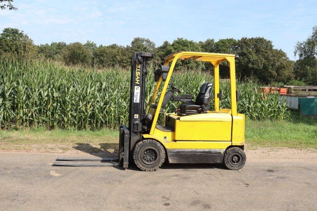 Frontstapler tip Hyster J3.00XM-861, Gebrauchtmaschine in Antwerpen (Poză 1)