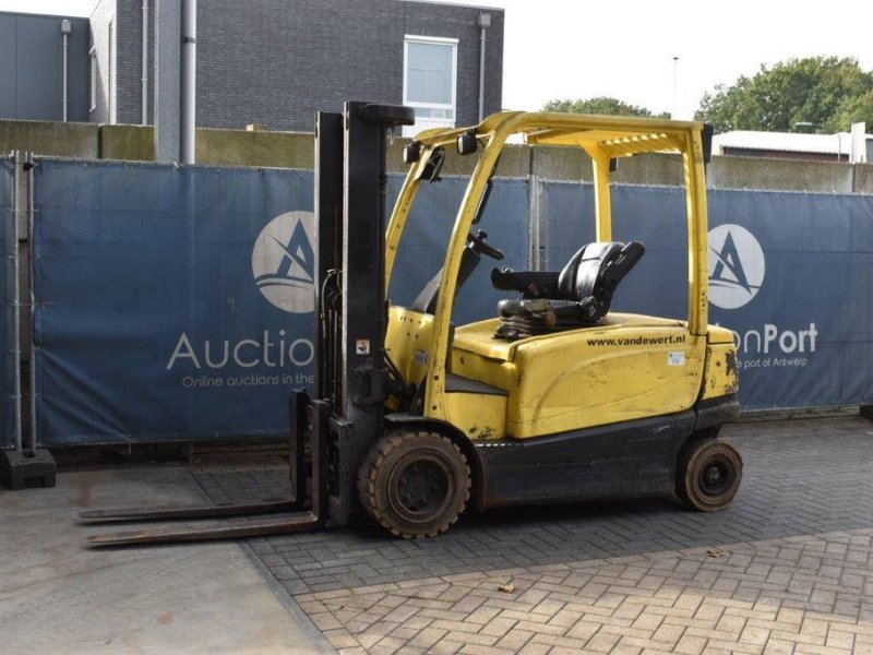 Frontstapler of the type Hyster J3.0XN, Gebrauchtmaschine in Antwerpen (Picture 1)