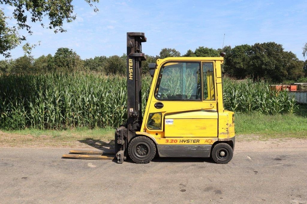 Frontstapler typu Hyster J3.20XM-861, Gebrauchtmaschine v Antwerpen (Obrázek 2)