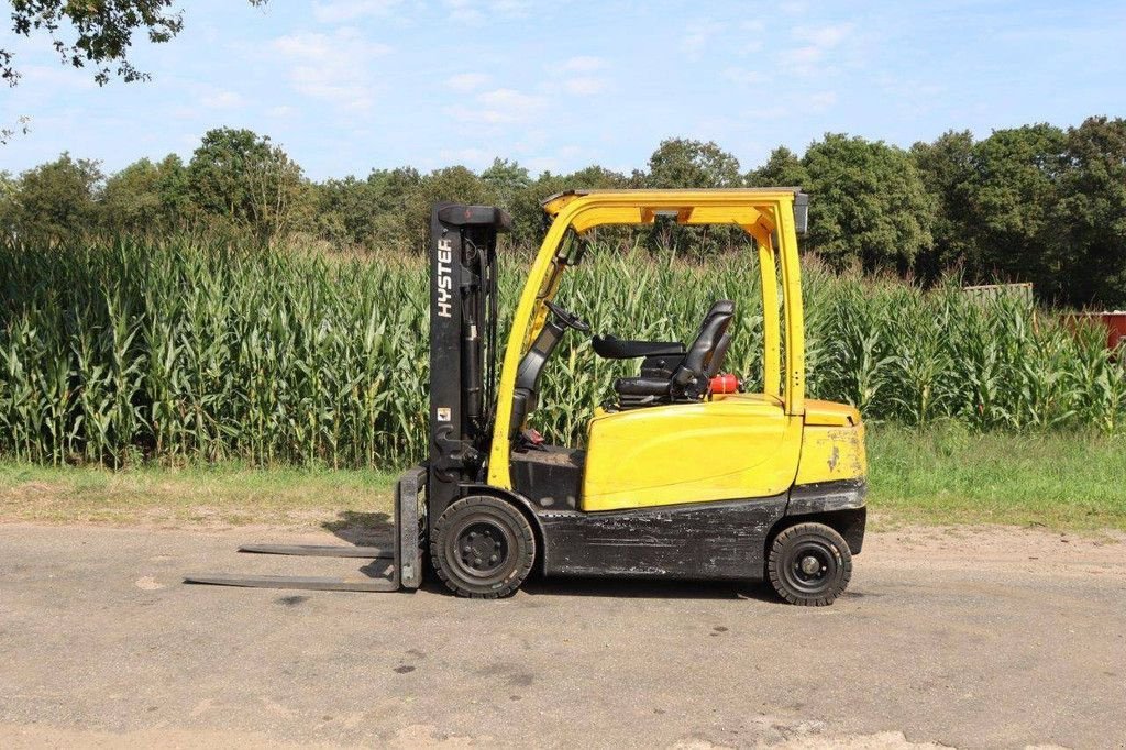 Frontstapler del tipo Hyster J3.5XN, Gebrauchtmaschine en Antwerpen (Imagen 2)