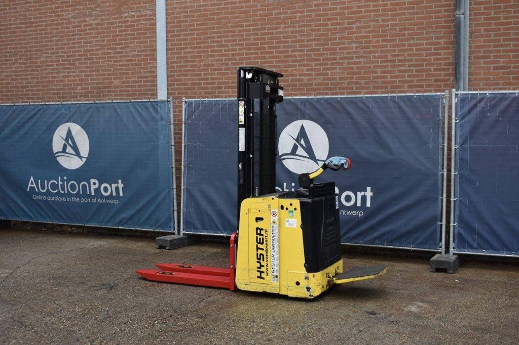 Frontstapler tip Hyster S1.5S-3368 IL, Gebrauchtmaschine in Antwerpen (Poză 3)