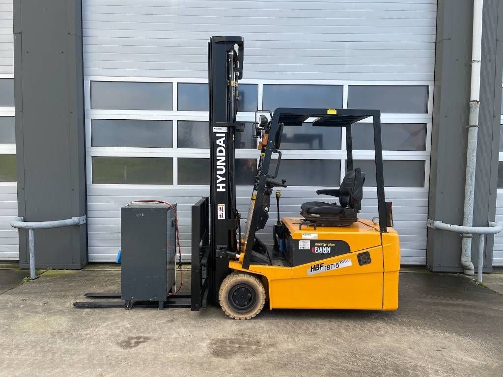 Frontstapler tipa Hyundai 1800kg elektrische heftruck HBF18T-5 1.8ton forkli, Gebrauchtmaschine u Heijningen (Slika 1)