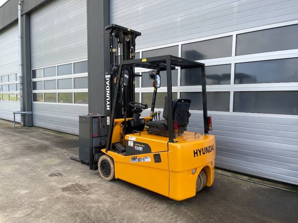 Frontstapler tipa Hyundai 1800kg elektrische heftruck HBF18T-5 1.8ton forkli, Gebrauchtmaschine u Heijningen (Slika 3)