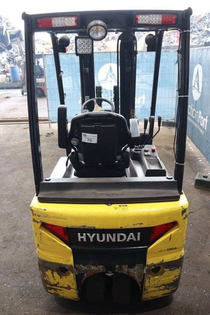 Frontstapler typu Hyundai 20BT-9, Gebrauchtmaschine v Antwerpen (Obrázek 4)