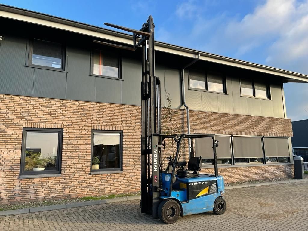 Frontstapler van het type Hyundai 25BHA-7 2.5 ton Triplex Freelift Sideshift Elektra Heftruck, Gebrauchtmaschine in VEEN (Foto 4)