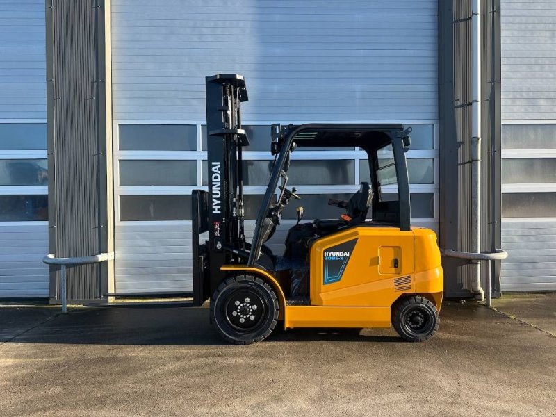 Frontstapler van het type Hyundai 3 ton elektrische heftruck 6 meter 3-delige mast h, Neumaschine in Heijningen