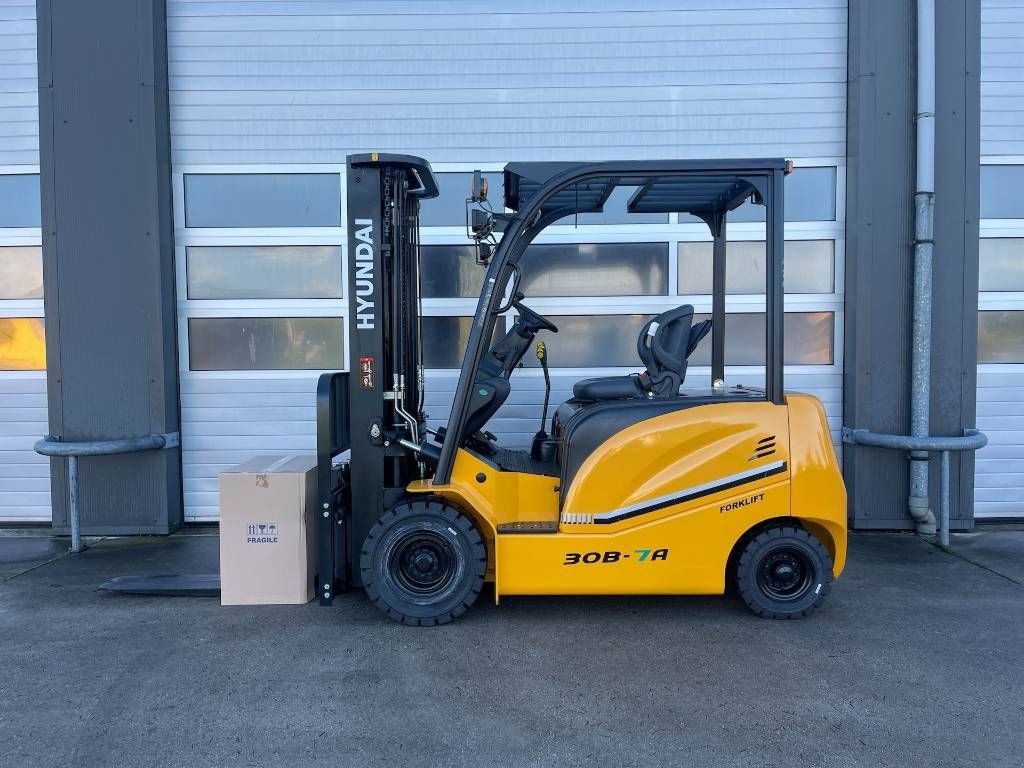 Frontstapler типа Hyundai 30B-7A elektrische heftruck 3000kg 3ton forklift, Neumaschine в Heijningen (Фотография 3)