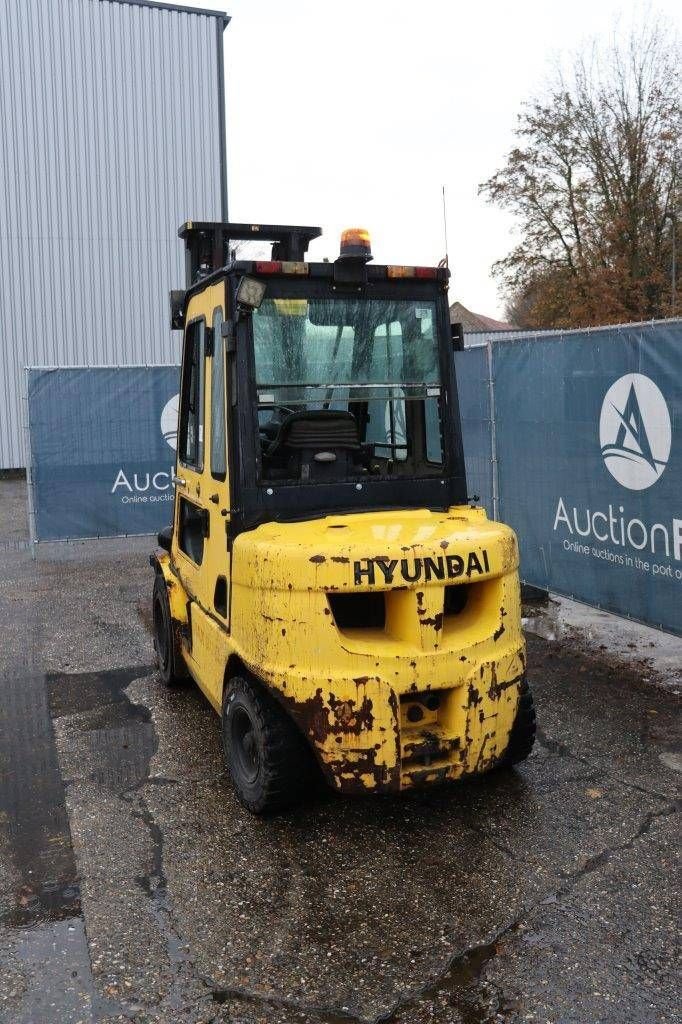 Frontstapler van het type Hyundai 30D-7E, Gebrauchtmaschine in Antwerpen (Foto 4)