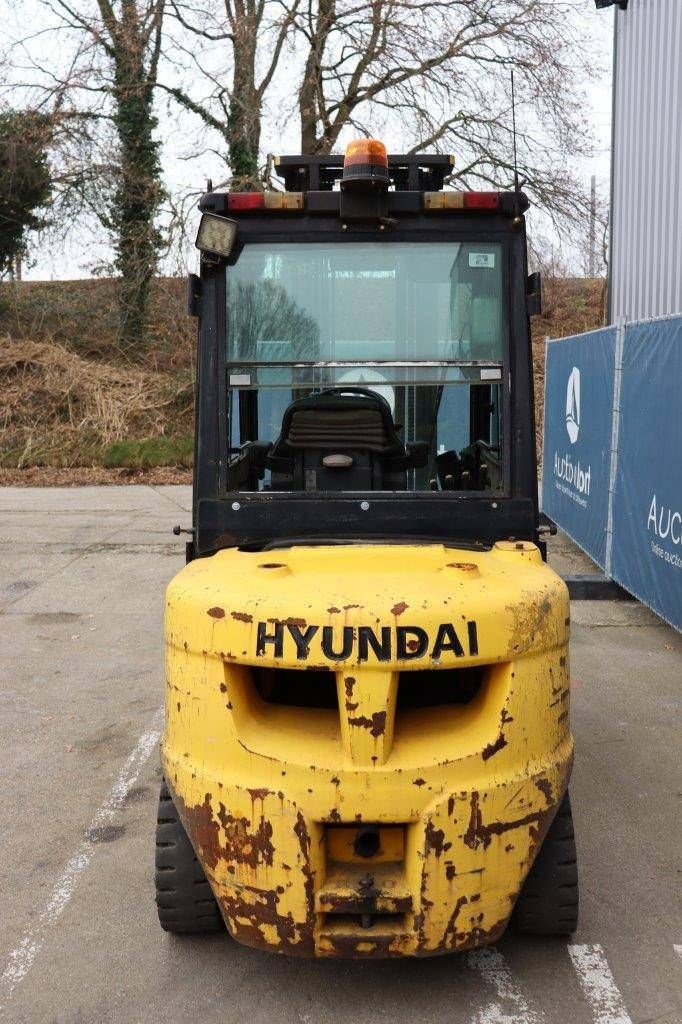 Frontstapler des Typs Hyundai 30D-7E, Gebrauchtmaschine in Antwerpen (Bild 5)