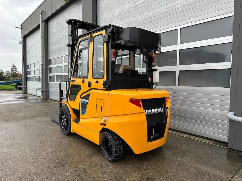 Frontstapler от тип Hyundai 3.5 ton elektrische heftruck / airco / cabine / 35, Neumaschine в Heijningen (Снимка 3)