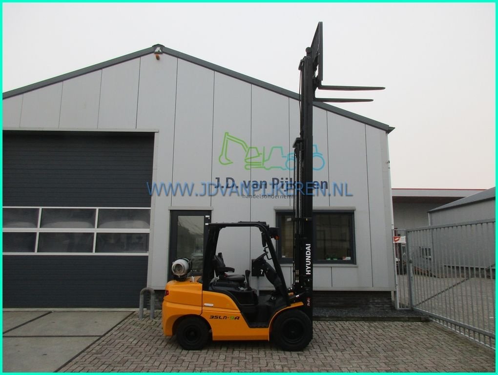 Frontstapler del tipo Hyundai 35LN-9A, Gebrauchtmaschine en IJsselmuiden (Imagen 9)