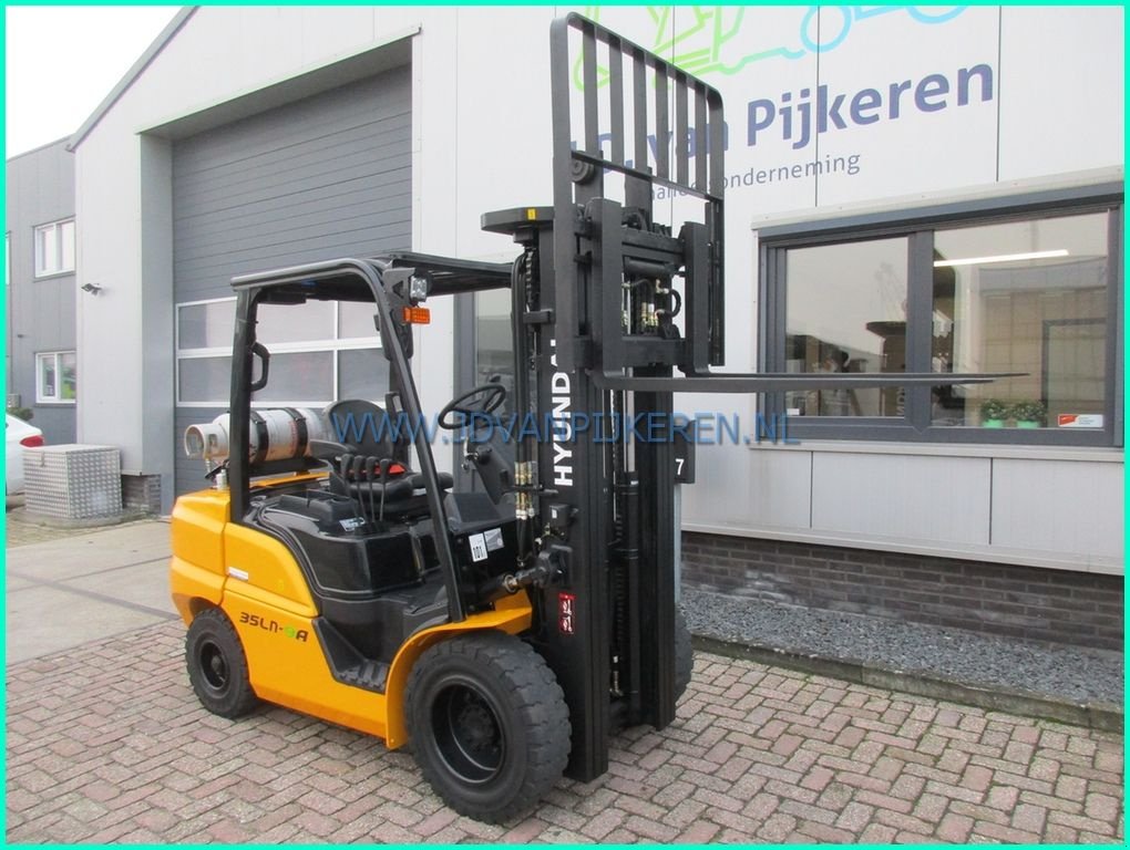 Frontstapler del tipo Hyundai 35LN-9A, Gebrauchtmaschine en IJsselmuiden (Imagen 7)