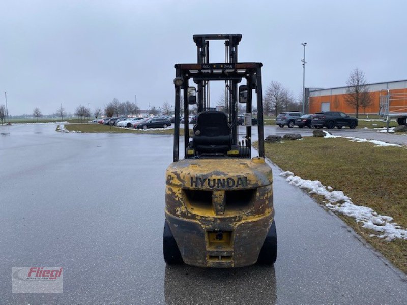 Frontstapler typu Hyundai HDF 30-5, Gebrauchtmaschine v Mühldorf (Obrázek 4)