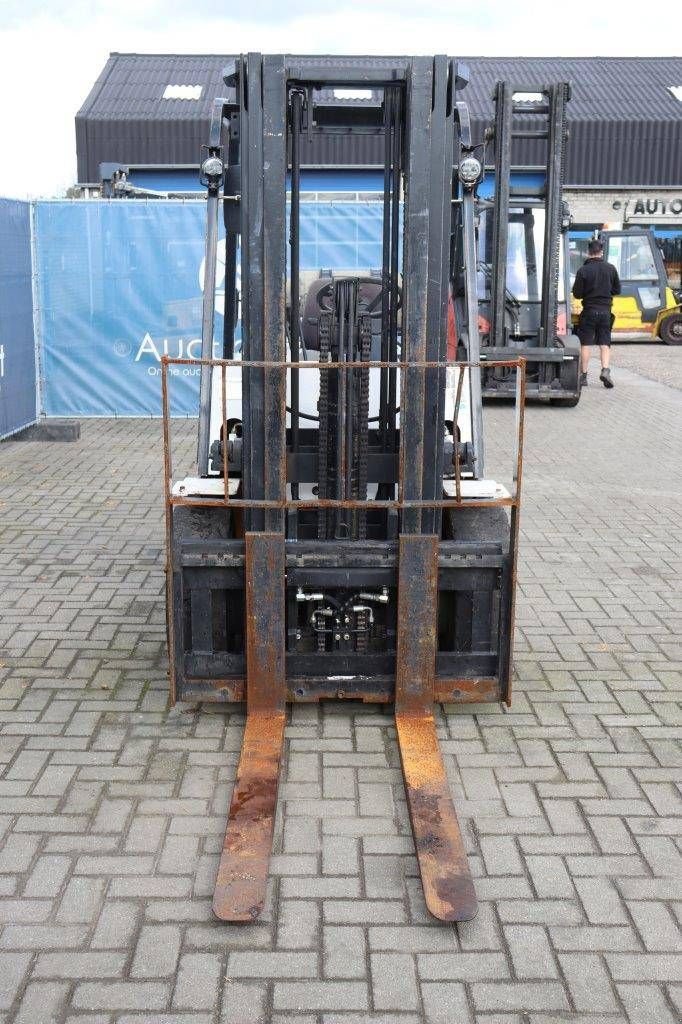 Frontstapler du type Hyundai HLF30-11, Gebrauchtmaschine en Antwerpen (Photo 9)