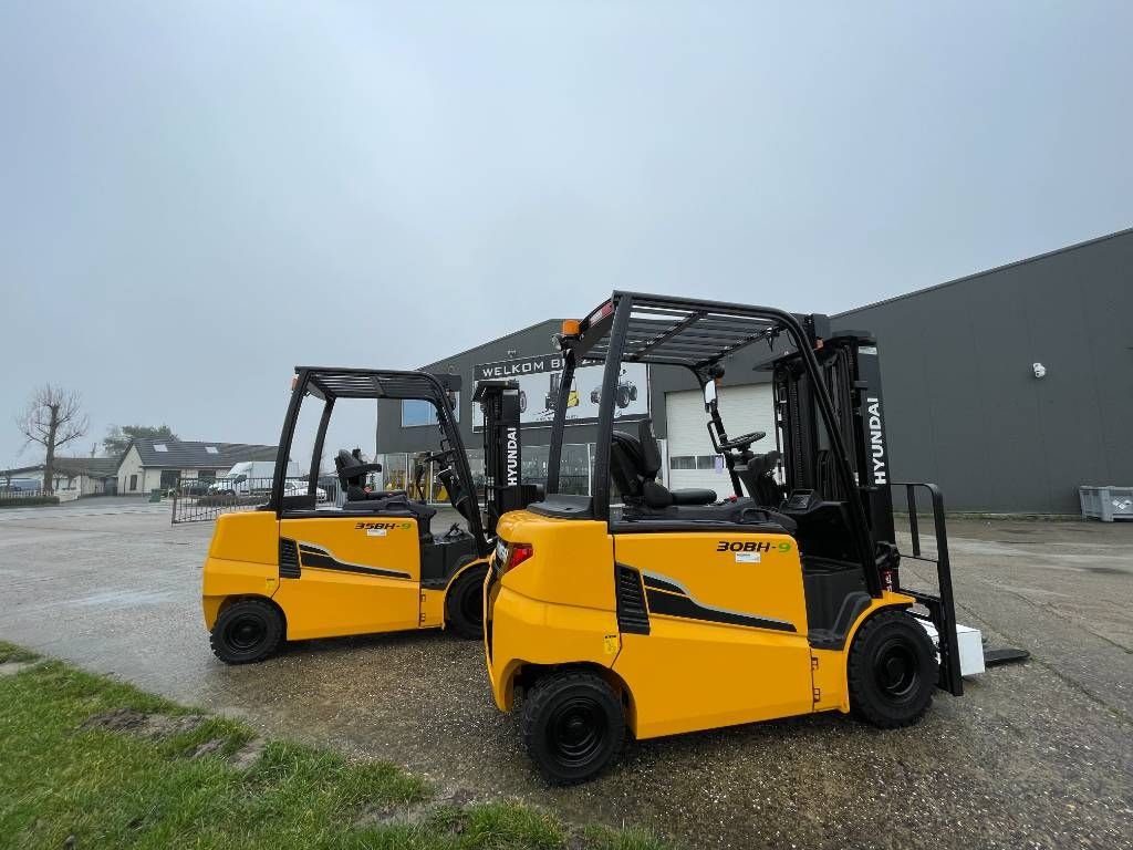 Frontstapler of the type Hyundai vorkheftrucks heftrucks stapelaars palletwagens ni, Gebrauchtmaschine in Heijningen (Picture 1)