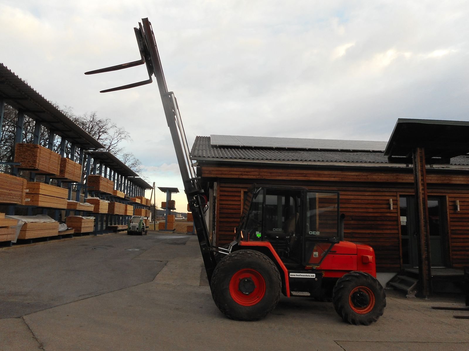 Frontstapler za tip JCB 930-4 ALLRAD - Triplexmast + Seitenschieber  + K, Gebrauchtmaschine u St. Nikolai ob Draßling (Slika 19)