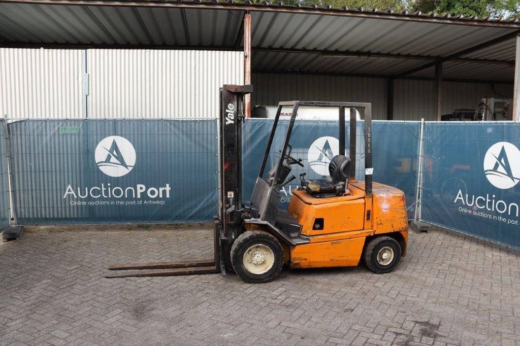 Frontstapler du type Jungheinrich DFG 30TF, Gebrauchtmaschine en Antwerpen (Photo 1)