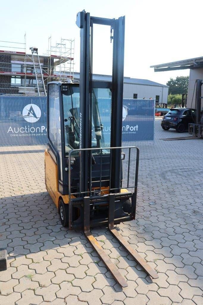 Frontstapler typu Jungheinrich EFG 216, Gebrauchtmaschine w Antwerpen (Zdjęcie 9)