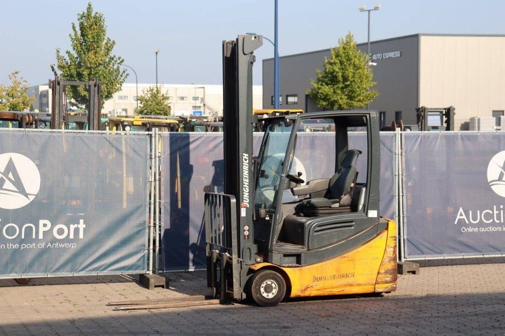 Frontstapler tip Jungheinrich EFG 216, Gebrauchtmaschine in Antwerpen (Poză 11)